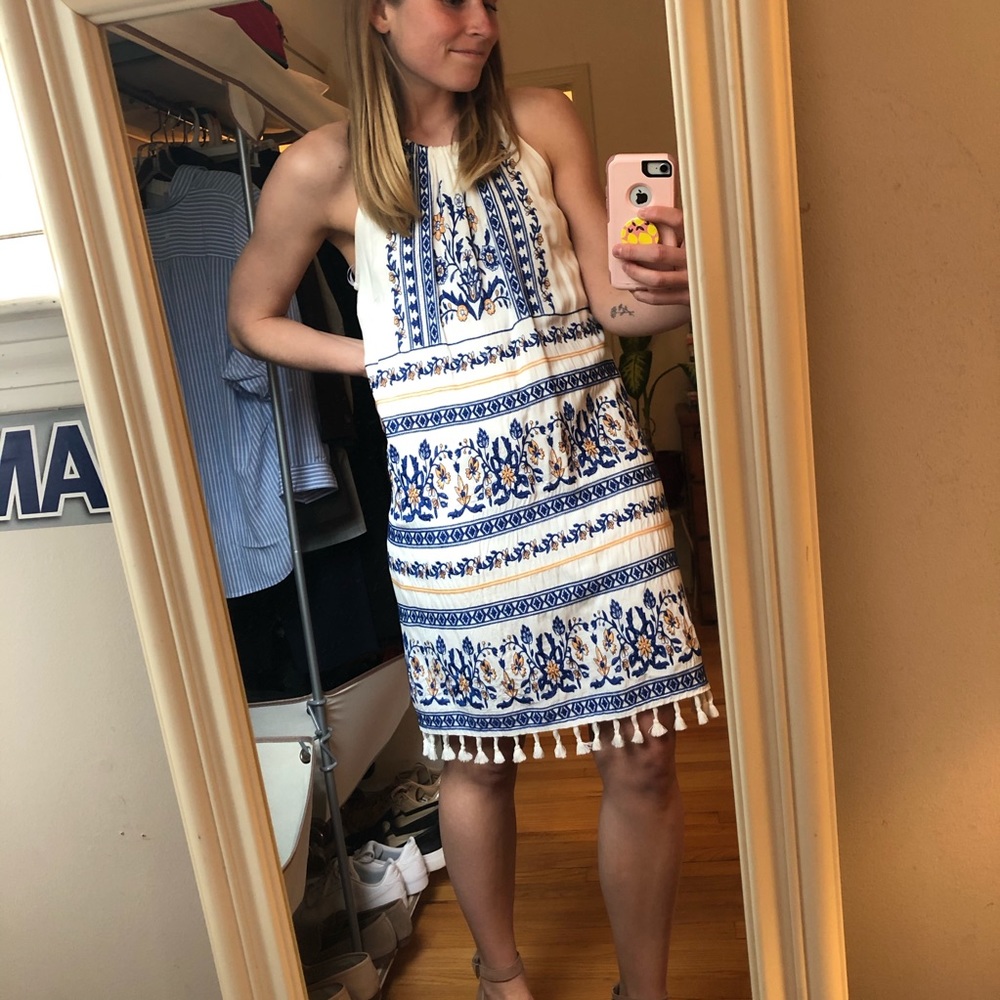 NWT Skies Are Blue White Embroidered Small Dress